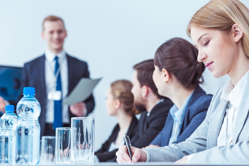 all hands reuniao de negocios