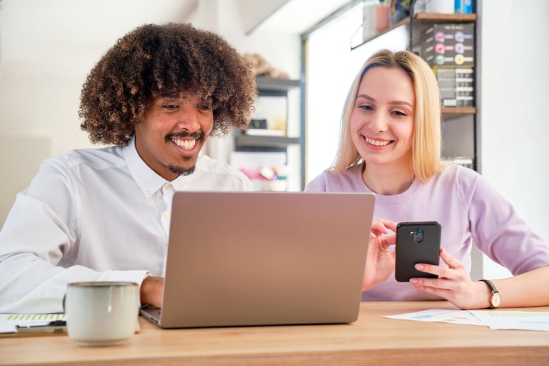 Conheça as 6 habilidades sociais e saiba como desenvolvê-las