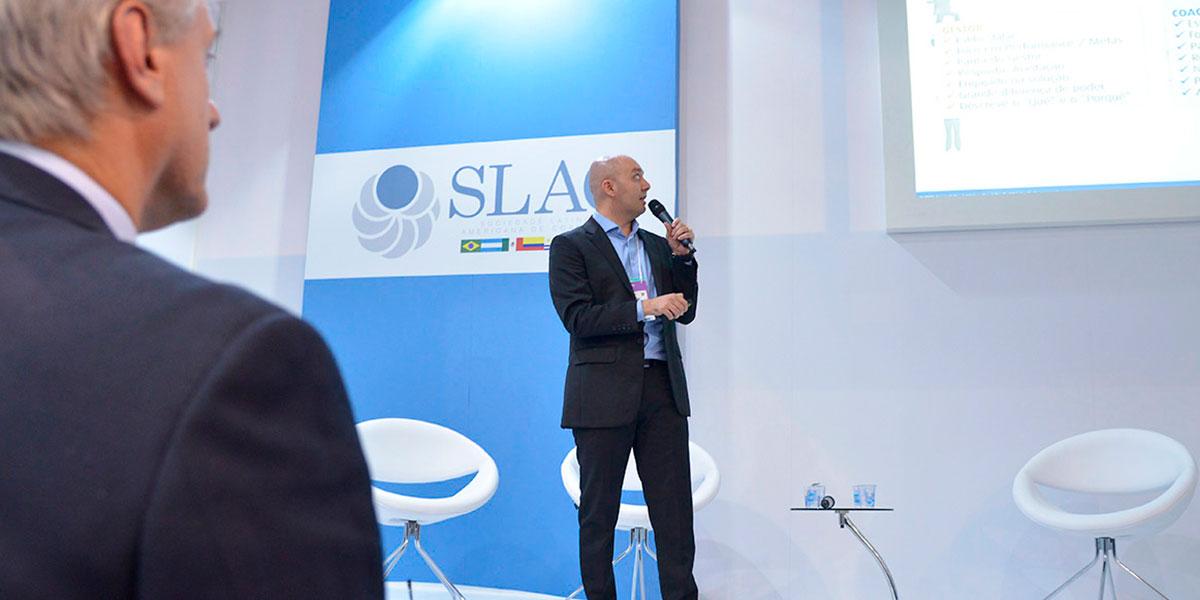 Liderança gerencial e desenvolvimento: alta performance e sucesso corporativo