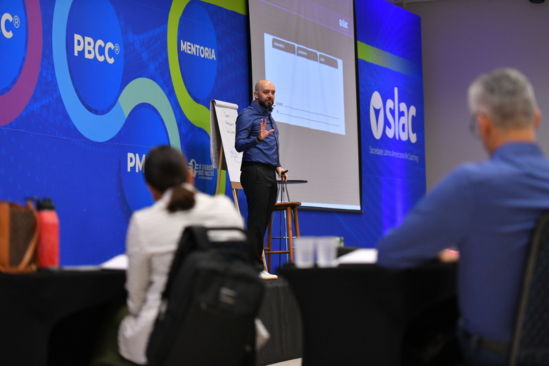 Psicologia vs coaching: entenda as diferenças e como as metodologias se complementam